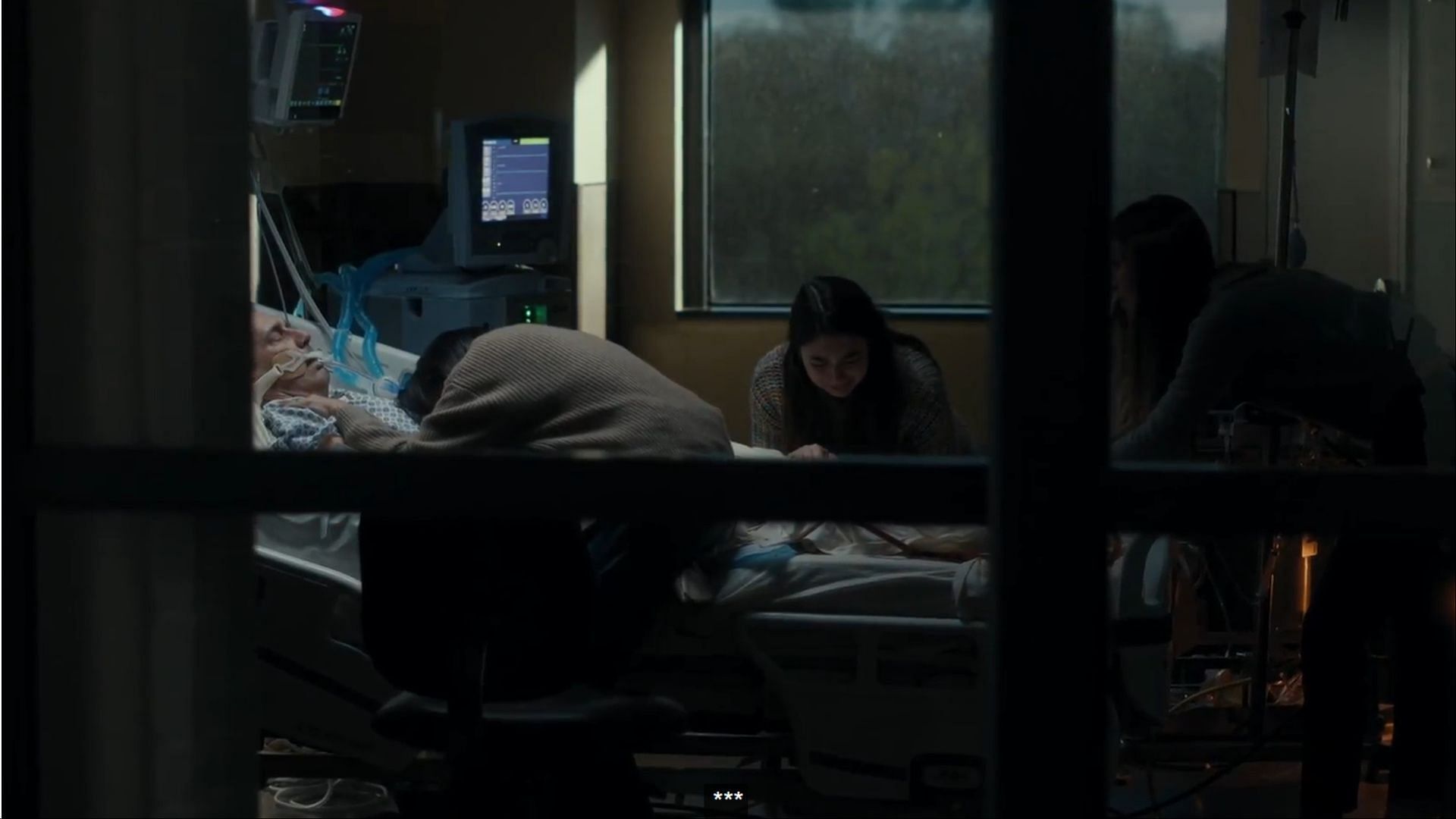 Still from Landman season 1 finale; Monty's death scene ( via Paramount+)